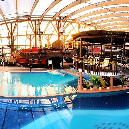 Tatry Panorama Jacuzzi & Sauna Apartamento *